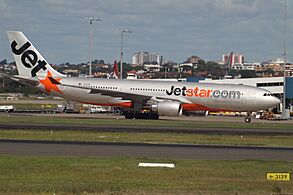 VH-EBK Airbus A330 Jetstar (7170431473)