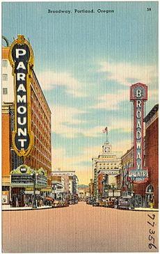 Broadway, Portland, Oregon (77356)