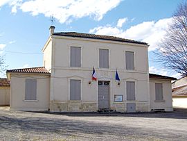 Escoussans Mairie.jpg