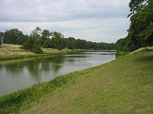 Holkham Lake - geograph.org.uk - 1460581