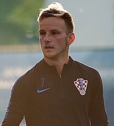 Ivan Rakitic 2018 (cropped)