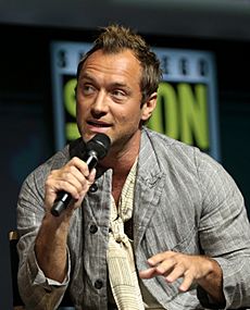 Jude Law 2018 (2)