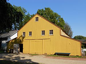 Landis Valley M Yellow barn