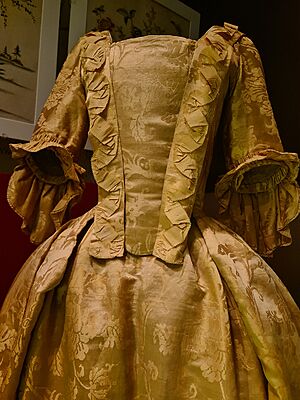 Museum of London Seidendamast-Kleid 1760