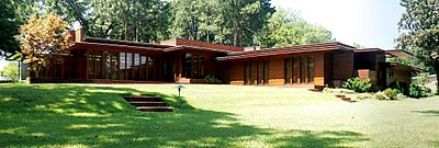 Rosenbaum House Front Pano