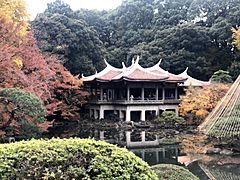 Shinjuku Gyoen autumn season