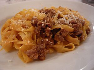 Tagliatelle ragù bolognese 01