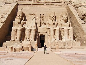 Temple d'Abu Simbel - panoramio - youssef alam (2)