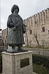 Öküz Mehmed Pasha Statue, Kuşadası 05.jpg