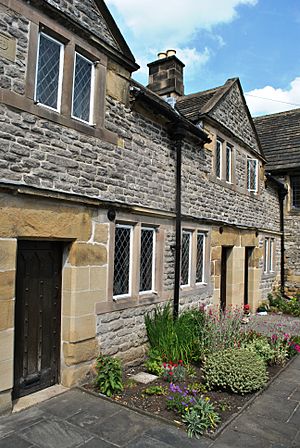 Bakewell Almshouses 201307 154