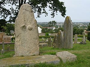 Castel statue menhir