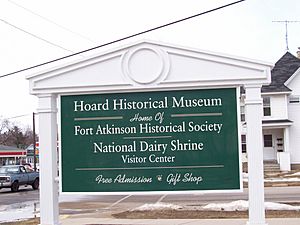 HoardHistoricalMuseumNationalDairyShrineSign