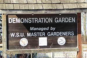 Hovander Demonstration Garden