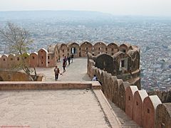 NahargarhFortBastionOverlookingJaipur2010