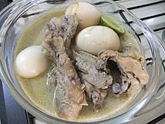 Opor Ayam Telur Pindang