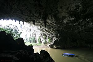 Puong Cave