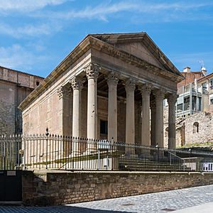 Roman temple in Vic (3)