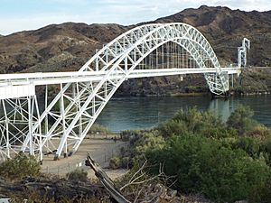 Old Trails Bridge built in 1914