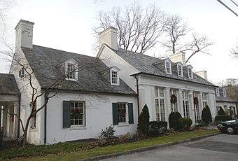 Bronxville Womens Club cloudy PM jeh.jpg