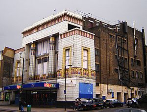 Essex road carlton 1