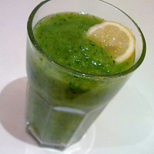 Green smoothie (8222465502)