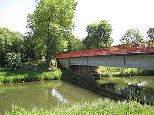 Maison Rouge Bridge