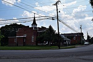 Looking west on KY 36 in New Liberty