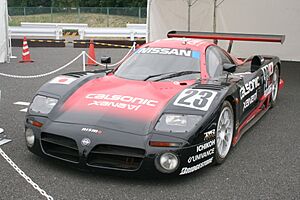 Nissan-R390