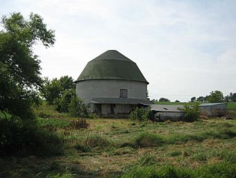 Orangeville Il Fehr Round Barn2.jpg