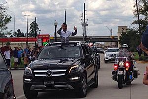 SimoneBiles3HomecomingParade24Aug2016