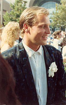 Woody Harrelson (1988)