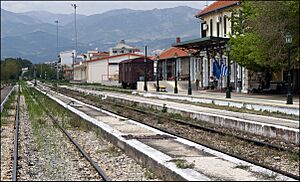 20090423 Komotini Greece train station