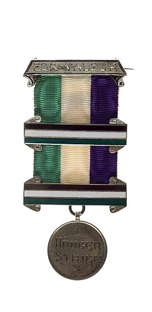 Elsie Duval's hunger strike medal1912 (22163070143)