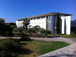 Université de Toulon batiment R