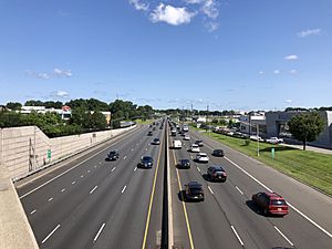 2021-07-31 10 15 25 View north along New Jersey State Route 17 from the overpass for Bergen County Route 56 (Essex Street) in Maywood, Bergen County, New Jersey