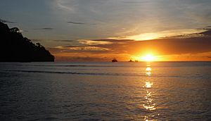 Atardecer en Bahía Wafer Isla del Coco