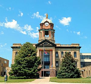 Brown county south dakota courthouse aberdeen