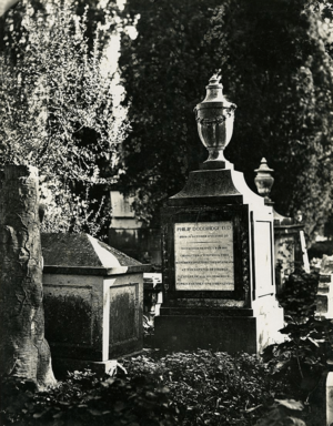 Cemiterio inglez, jazigo de Philip Doddridge - João Francisco Camacho (1833-1898) ML.FOT.3749.46