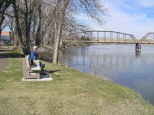 Fort Benton on River