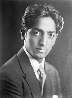 Jiddu Krishnamurti 01.jpg