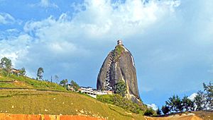 Peñón de Guatapé 01