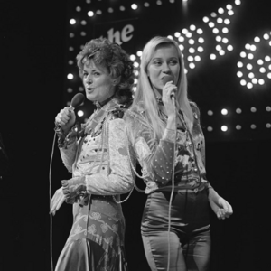 Anni-Frid Lyngstad and Agnetha Fältskog at The Eddy Go Round Show 1974