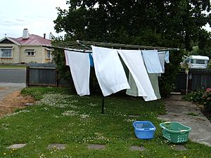 Clothes line