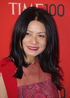 Vivienne Tam 2011 Shanbone.JPG