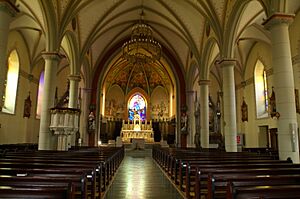 Attalens - Église Notre-Dame intérieur