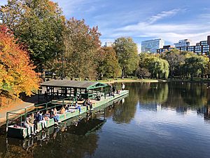 Boston Public Garden 1 2019-11-20.jpg