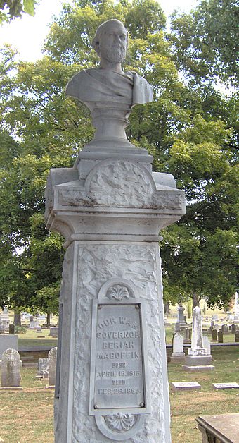 Gov Beriah Magoffin grave.jpg