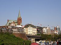 Hamburg Landungsbruecken 01 (raboe).jpg