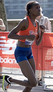 London Marathon 2018 (27765192508).jpg