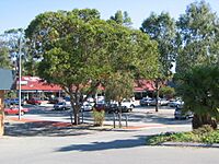 Marmion shops in 2006